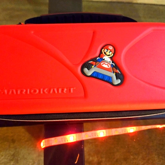 Nintendo Switch - Red Mario Kart Carrying Case with Extras 🎯 - Picture 4 of 6